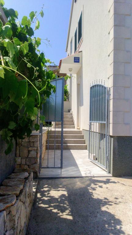 Apartments Iris Korcula Town Exterior foto